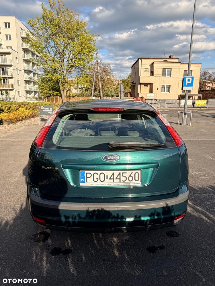 Ford Focus 1.6 16V Trend - 6