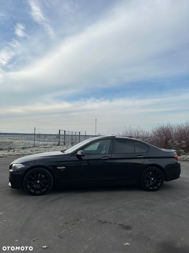 BMW Seria 5 530d Sport-Aut Modern Line - 14