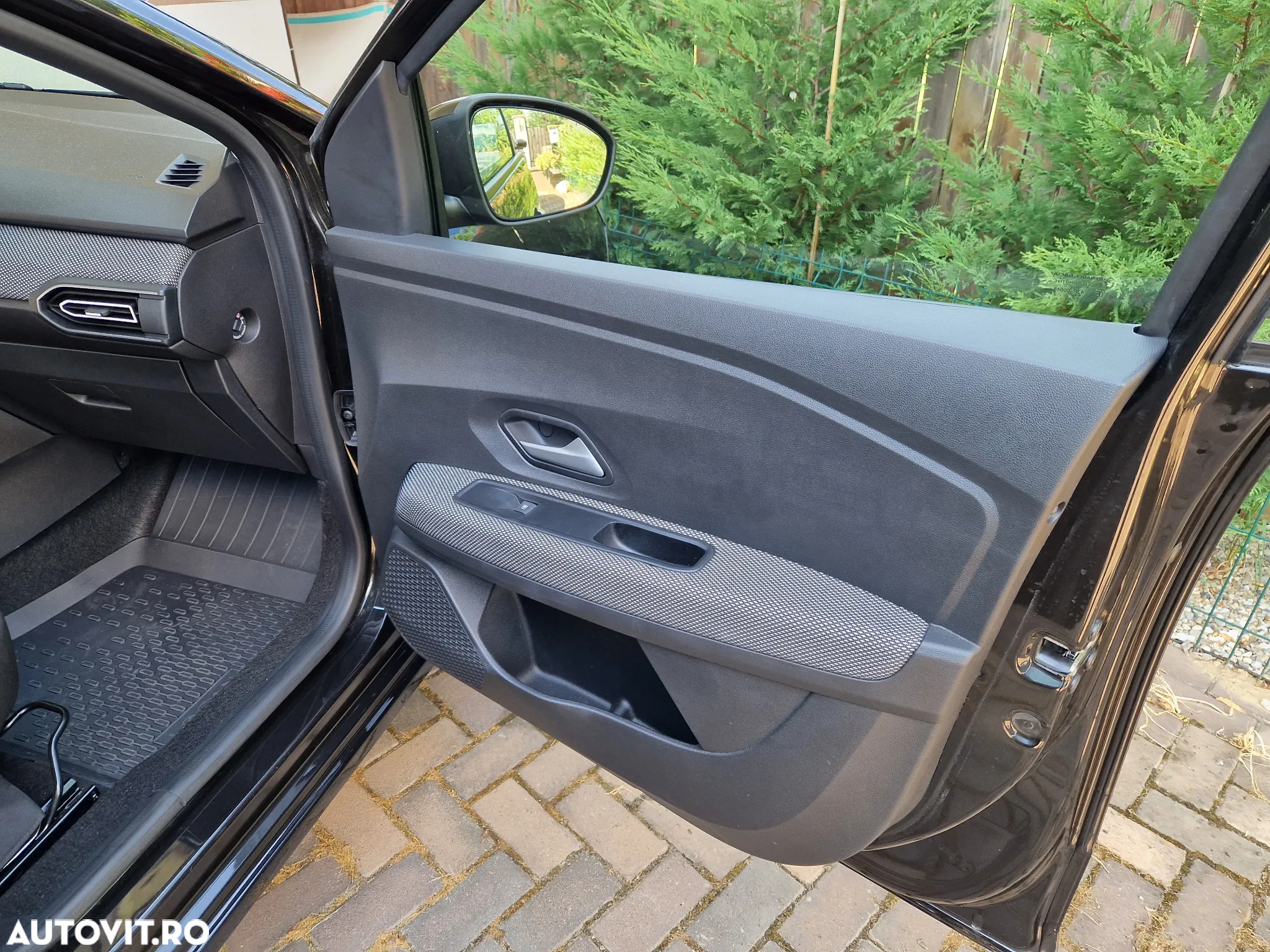 Dacia Logan TCe 90 CVT Prestige - 17
