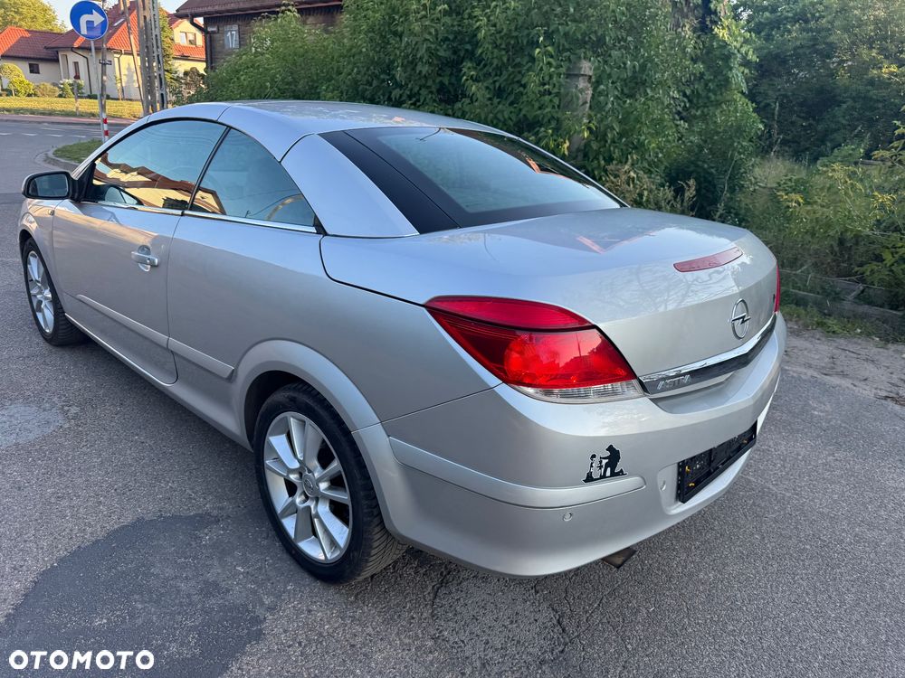 Opel Astra 1.8 Innovation 110 Jahre - 29