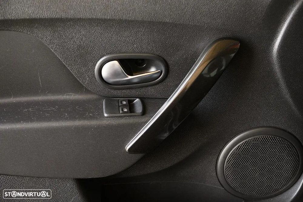 Dacia Logan MCV 0.9 TCe Comfort - 27