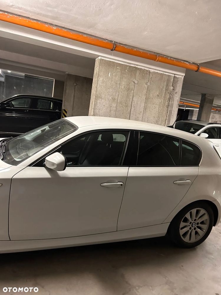 BMW Seria 1 116i - 6