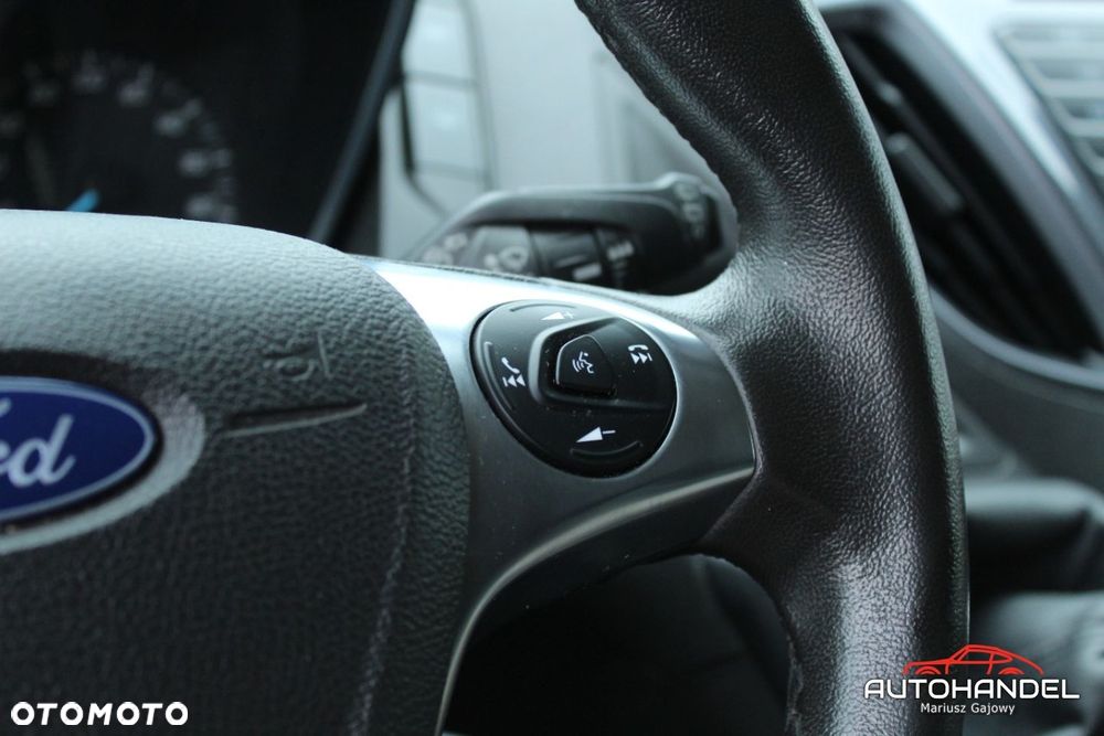 Ford Tourneo Custom - 14