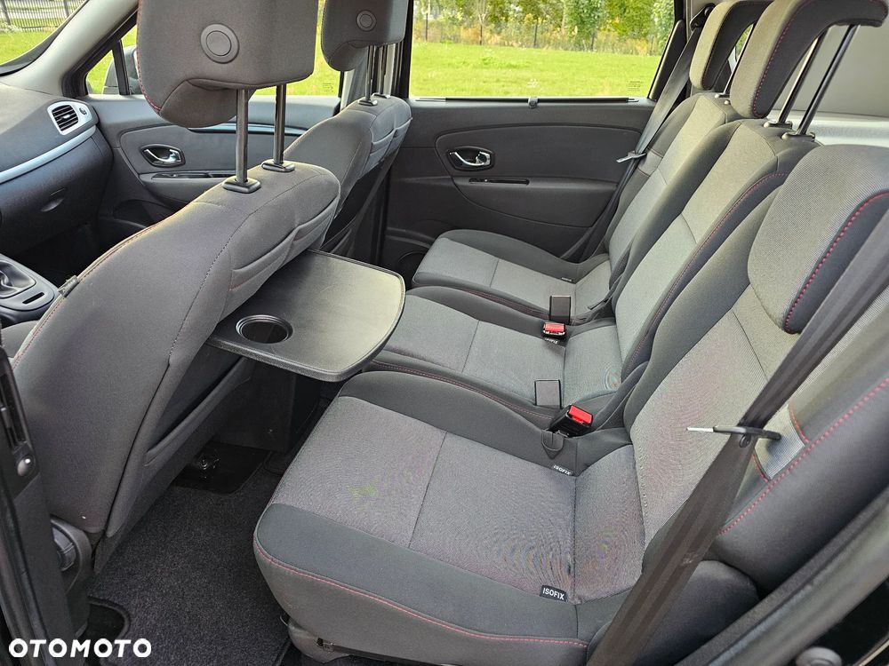 Renault Scenic - 25