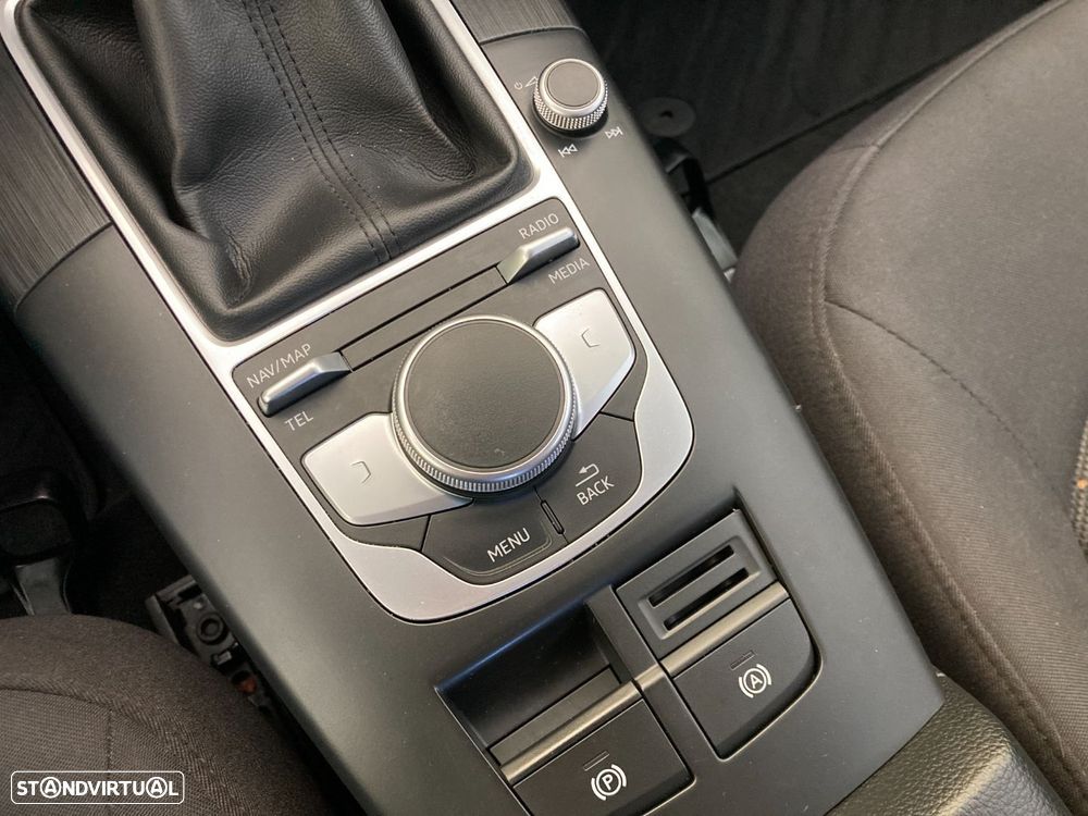 Audi A3 Sportback 1.6 TDI - 34