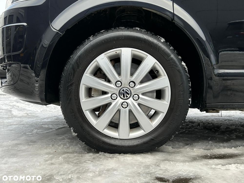 Volkswagen Multivan - 38