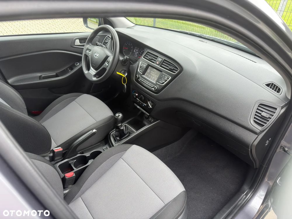 Hyundai i20 1.2 Comfort - 14