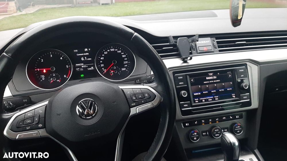 Volkswagen Passat 1.6 TDI DSG Comfortline - 6