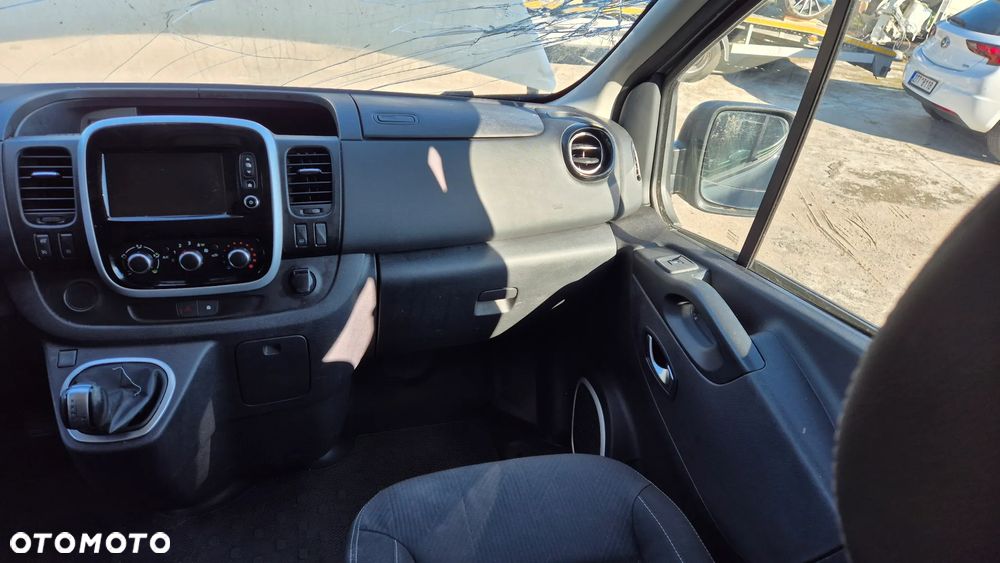 Renault Trafic Grand SpaceClass 2.0 dCi EDC - 36