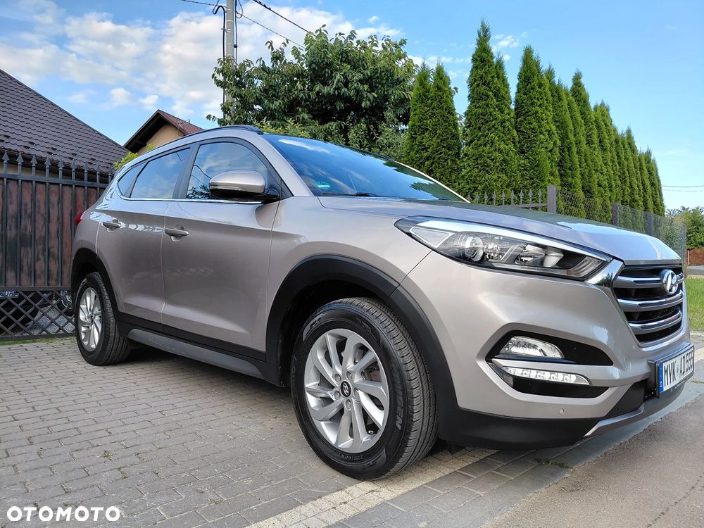 Hyundai Tucson 2.0 CRDI BlueDrive Style 2WD - 6