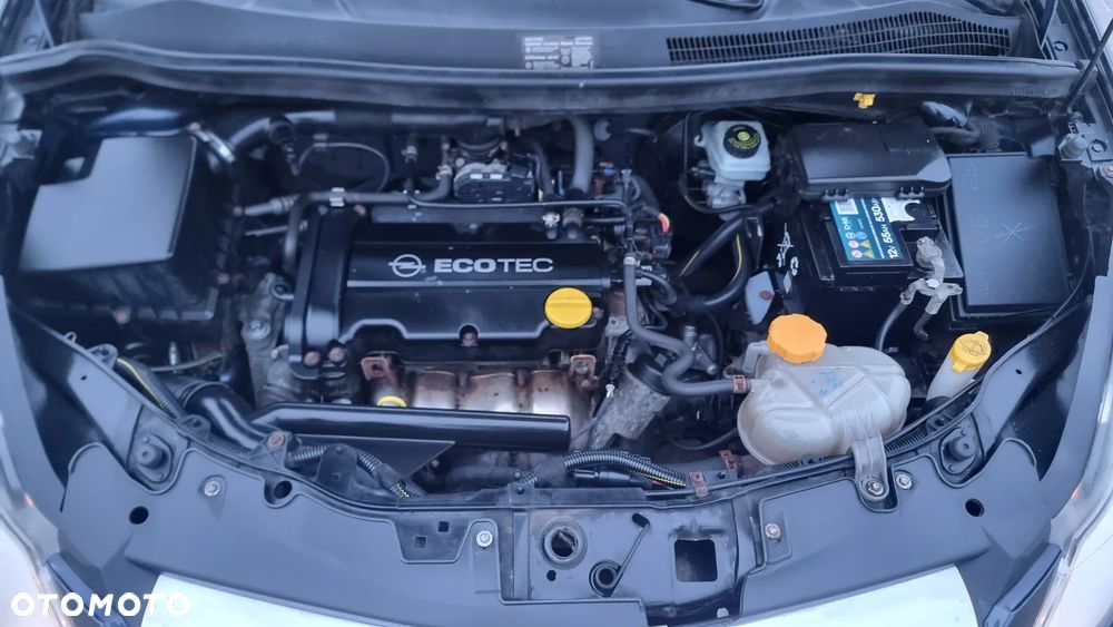 Opel Corsa 1.2 16V Selection 110 Jahre - 10