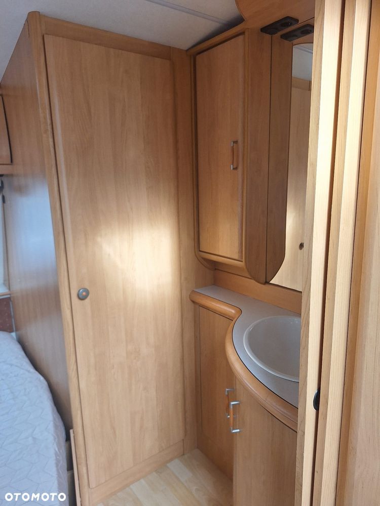 Hobby 460 excelent - 22