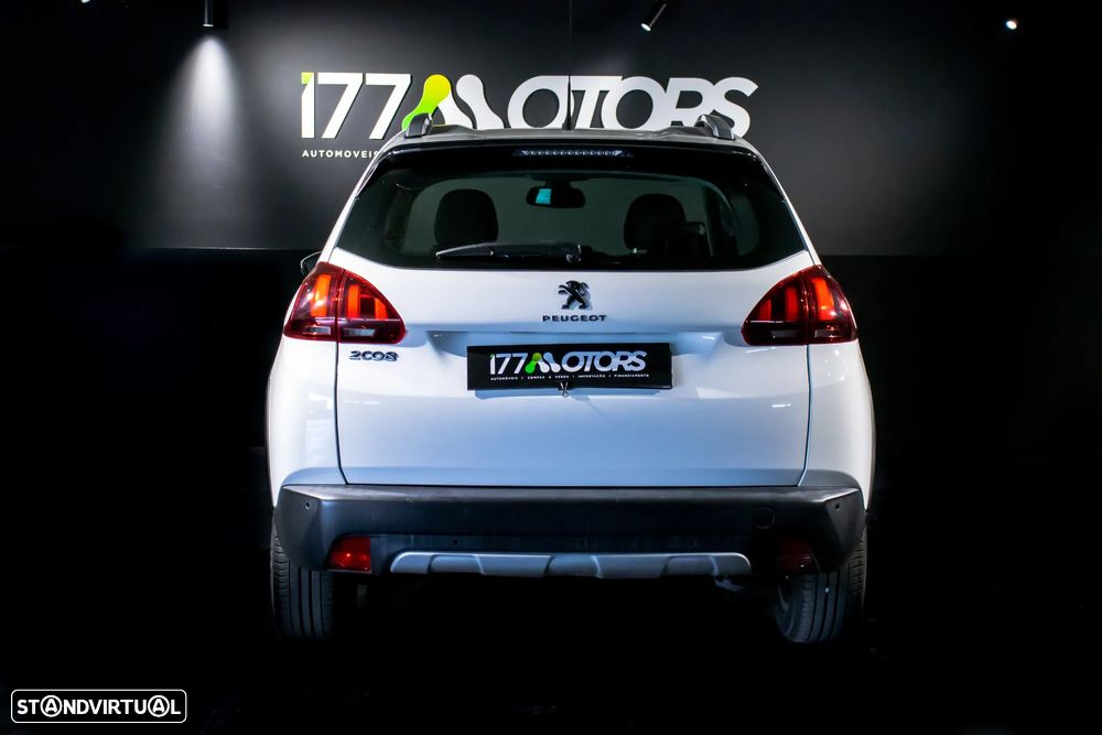 Peugeot 2008 1.2 PureTech Allure - 11