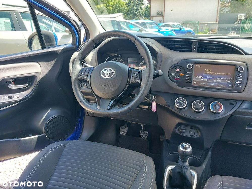 Toyota Yaris 1.5 Premium - 3