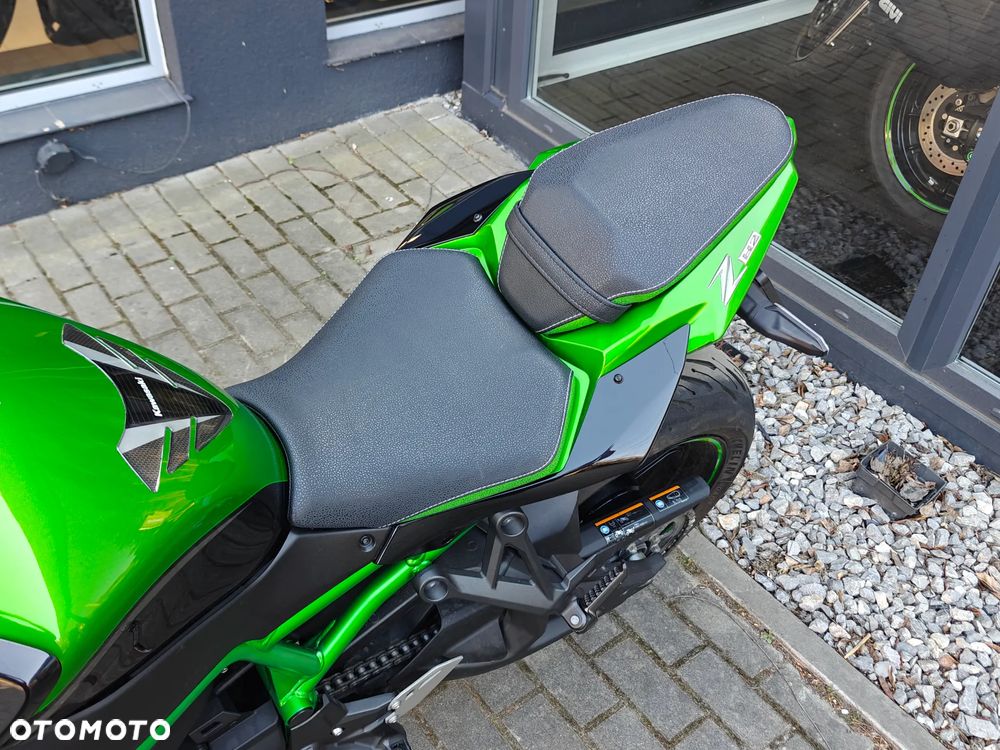 Kawasaki Z - 12