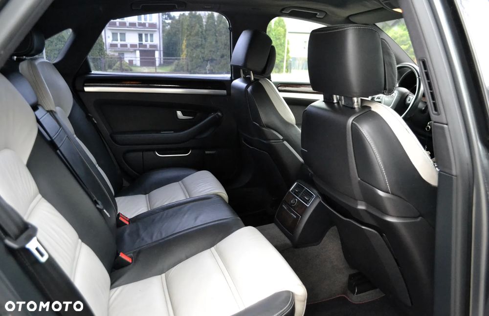 Audi A8 3.0 TDI DPF quattro - 10