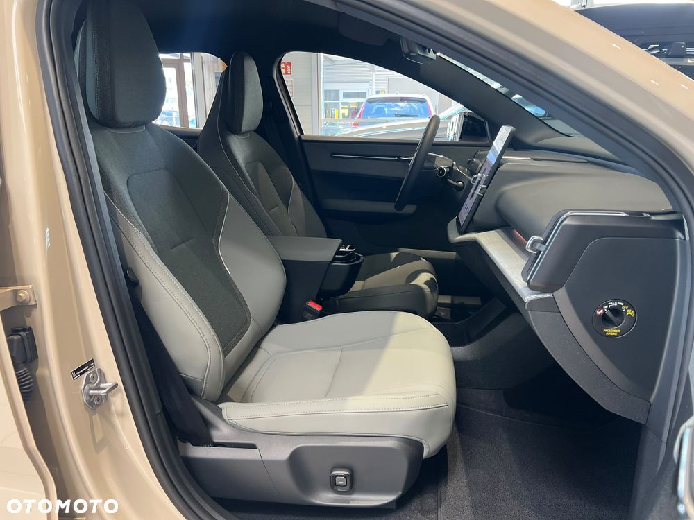 Volvo EX30 69kWh Twin Motor Plus - 21