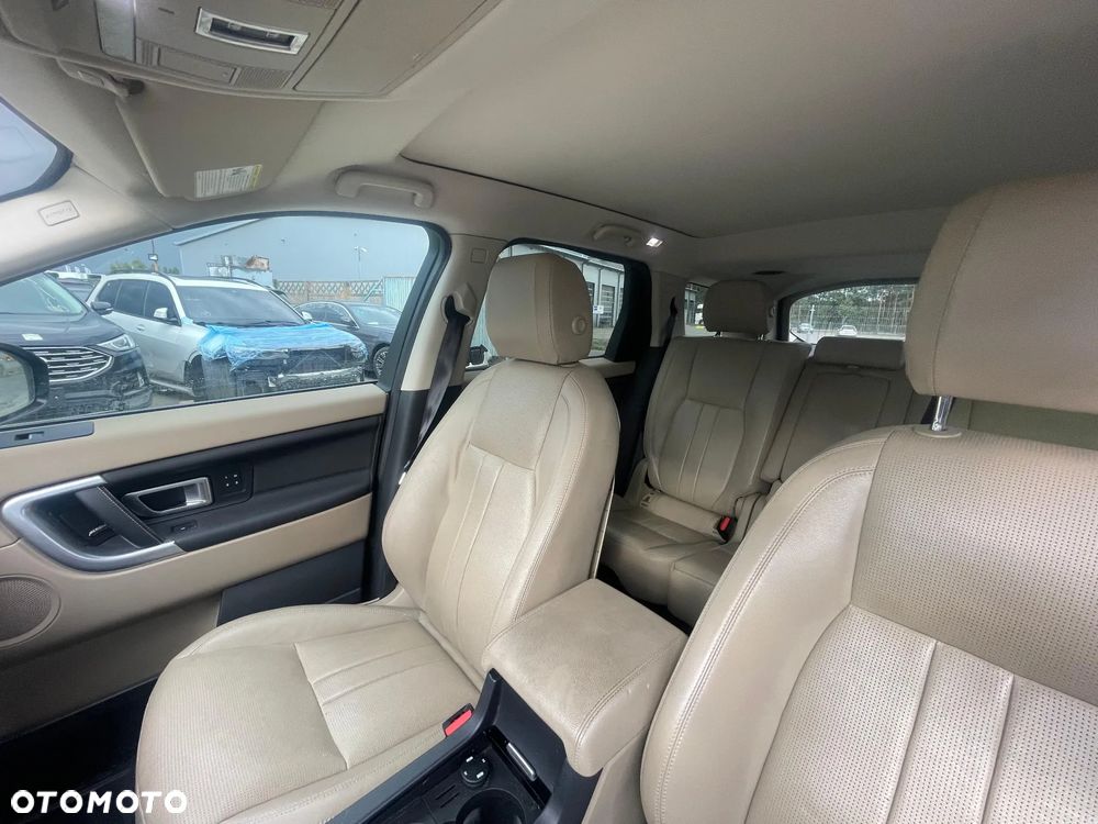 Land Rover Discovery Sport 2.0 Si4 HSE - 17