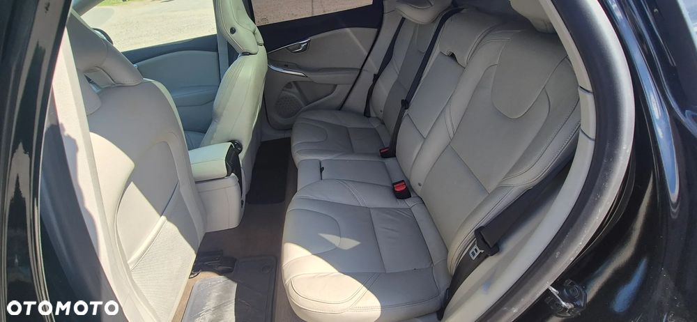 Volvo V40 D2 Base - 21