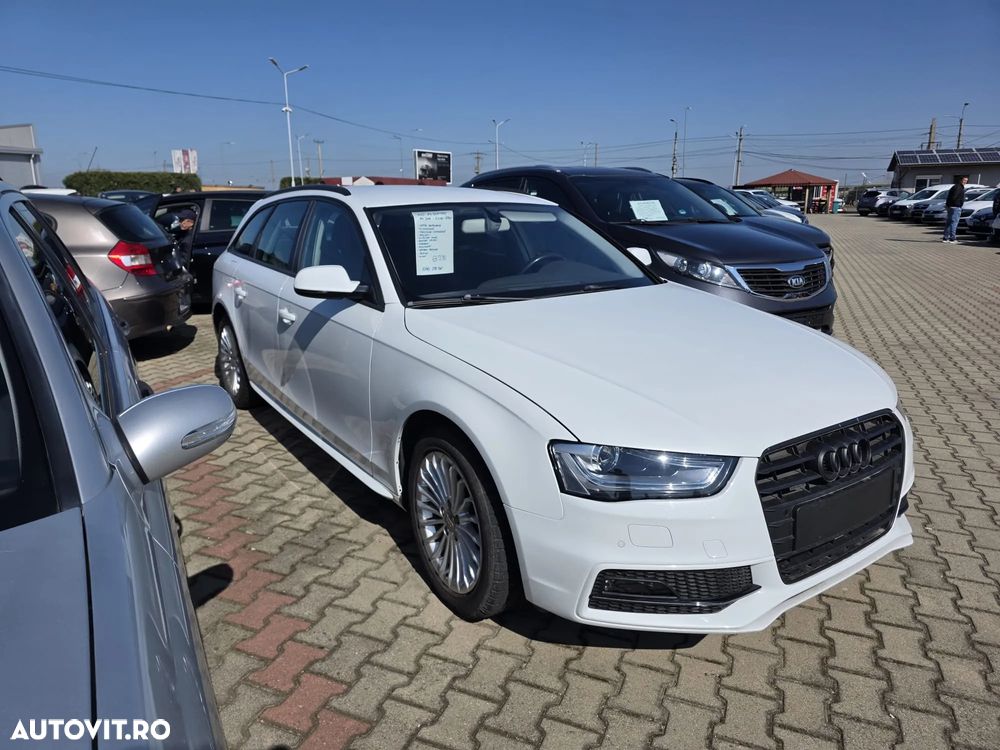 Audi A4 2.0 TDI DPF multitronic S line Sportpaket - 2