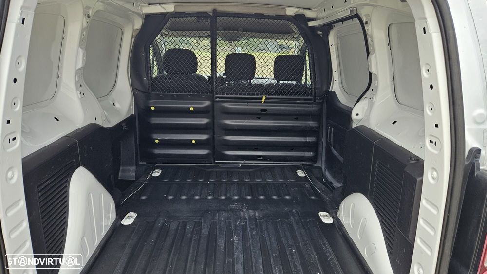 Citroën Berlingo 1.6 BlueHDi L1 Club 3L - 33