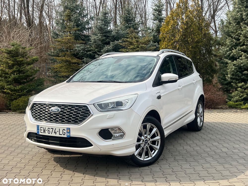 Ford Kuga - 1