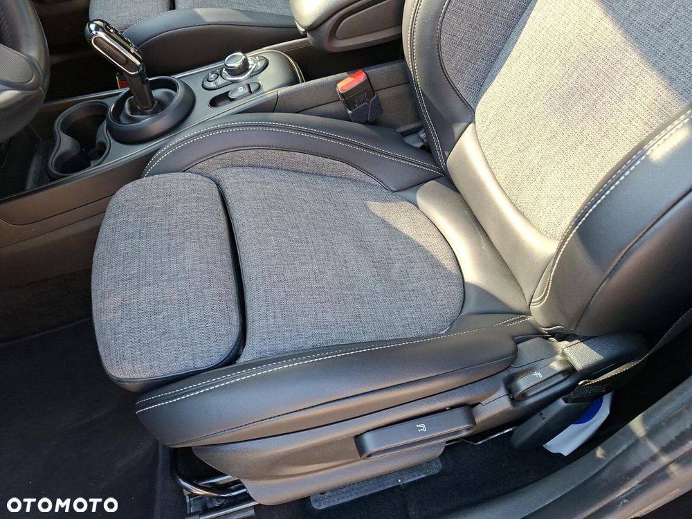 MINI Countryman Cooper Classic Trim - 14