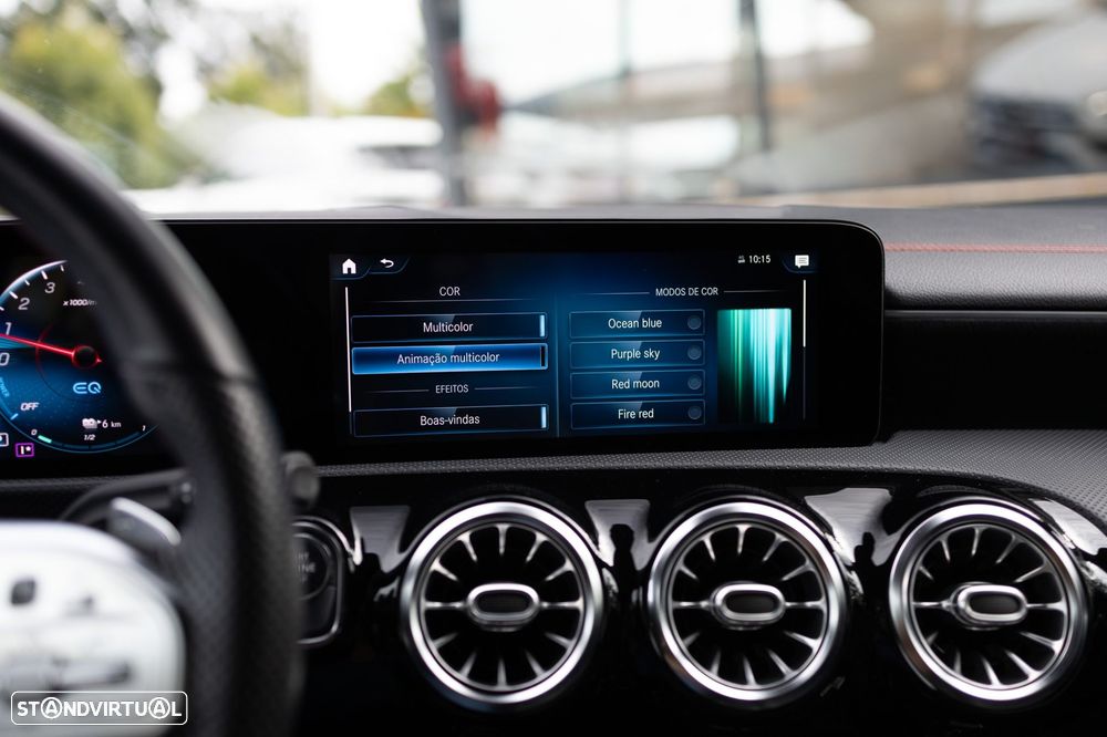Mercedes-Benz CLA 250 e Shooting Brake AMG Line - 24