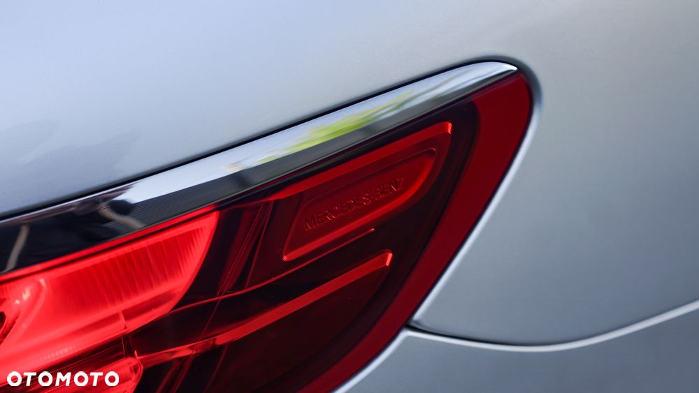Mercedes-Benz Klasa S 500 Coupe 4-Matic 9G-TRONIC - 36