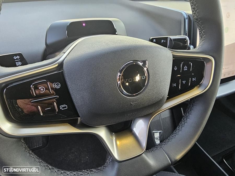 Volvo EX30 Single Motor Extended Range RWD Core - 45