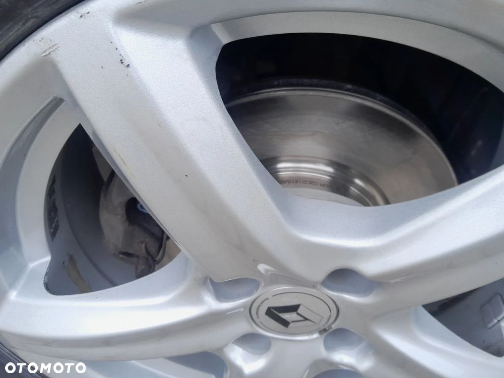 Renault Clio 1.2 16V 75 LIMITED - 10