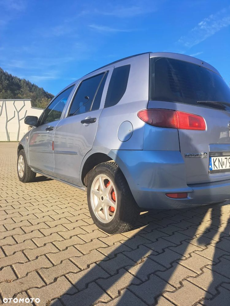 Mazda 2 - 4