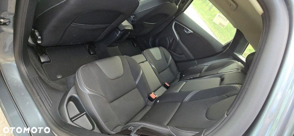 Volvo V40 - 27