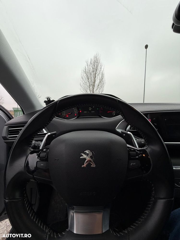 Peugeot 308 PureTech 130 EAT8 Allure Pack - 6