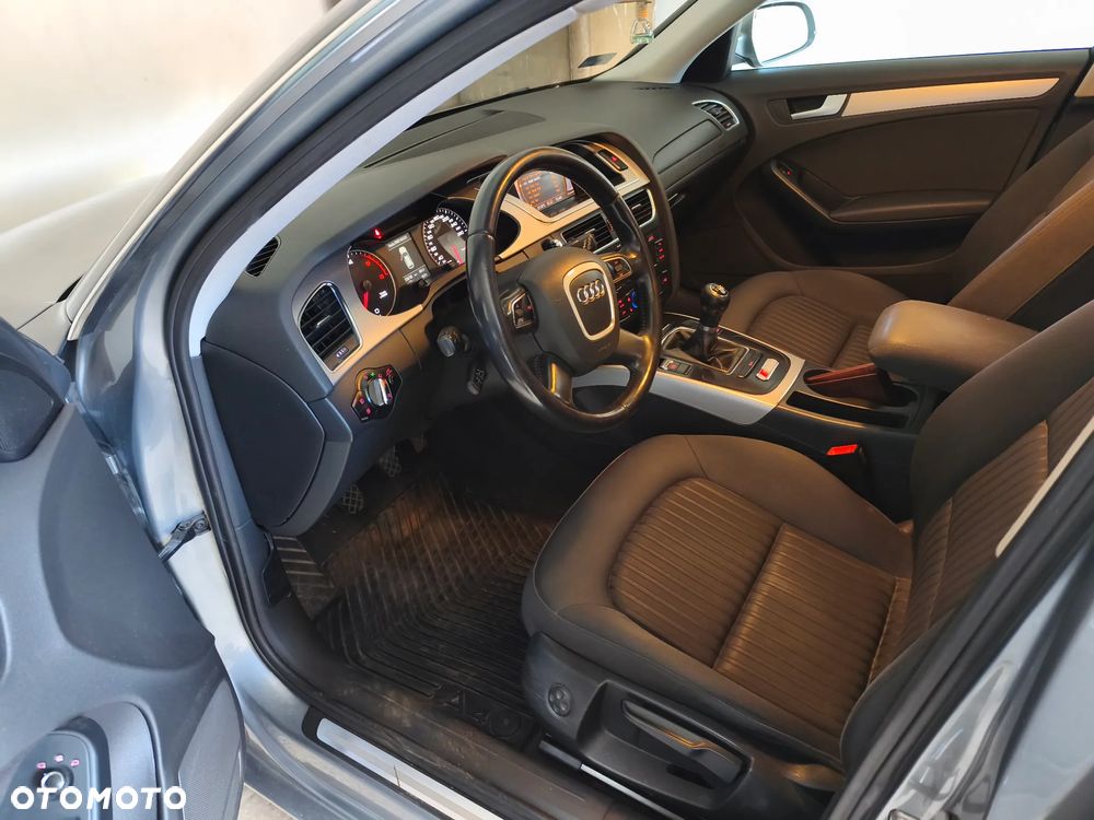 Audi A4 Avant 2.0 TDI DPF Ambiente - 11