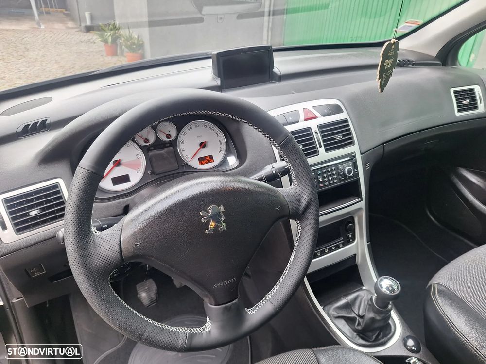 Peugeot 307 SW 1.6 HDi FAP SE Navteq - 6