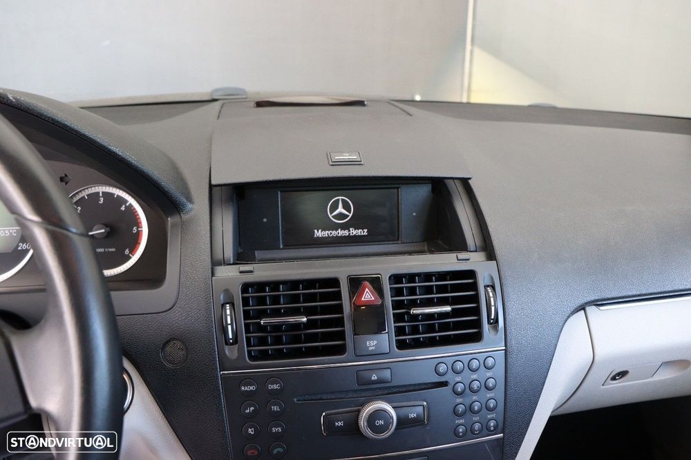Mercedes-Benz C 200 CDI Classic BlueEfficiency — fotografia 8