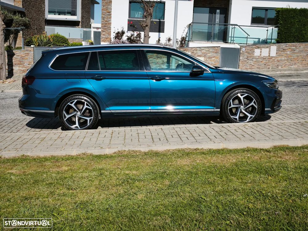 VW Passat Variant - 2