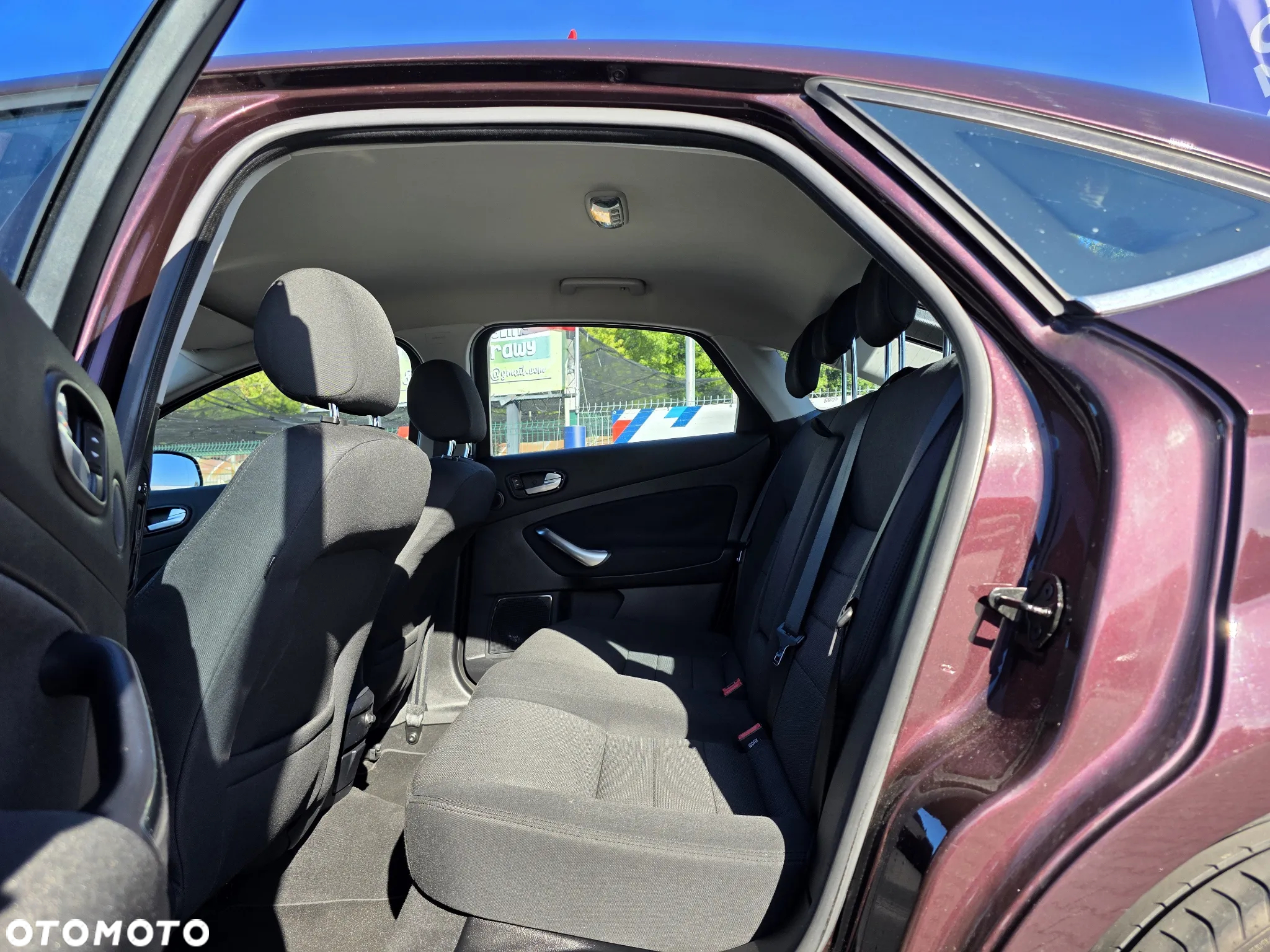Ford Mondeo 2.0 FF Titanium - 10
