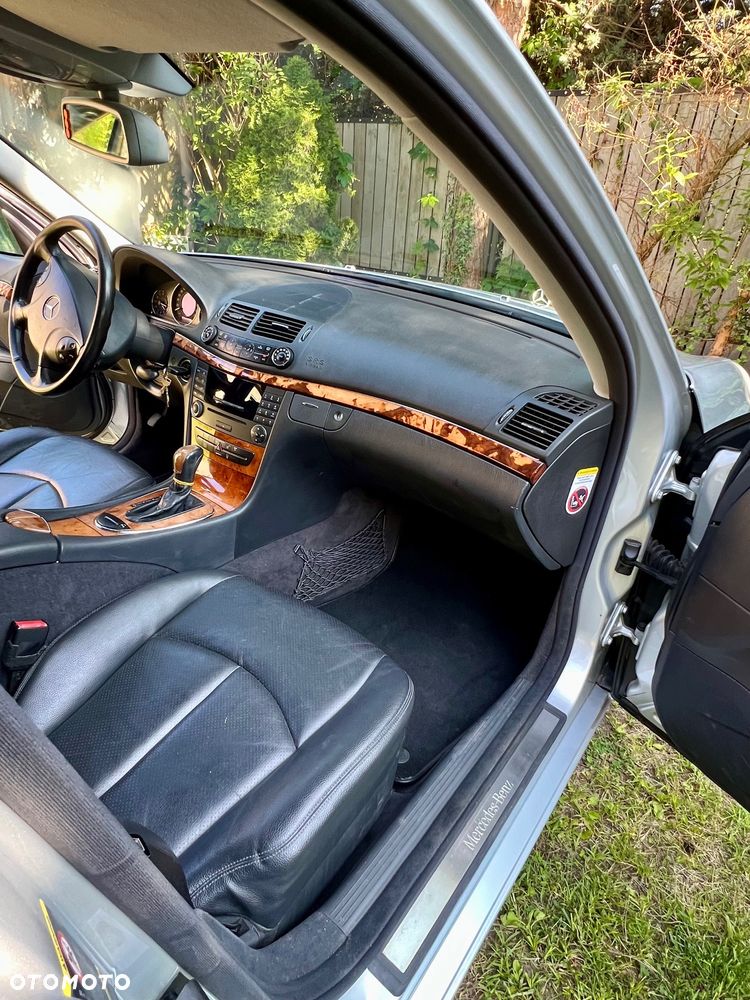 Mercedes-Benz Klasa E 220 CDI Automatik Classic DPF - 13