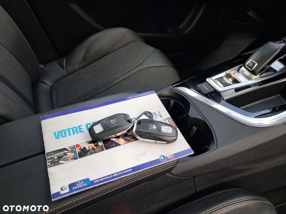 Peugeot 3008 1.5 BlueHDi GT S&S EAT8 - 19