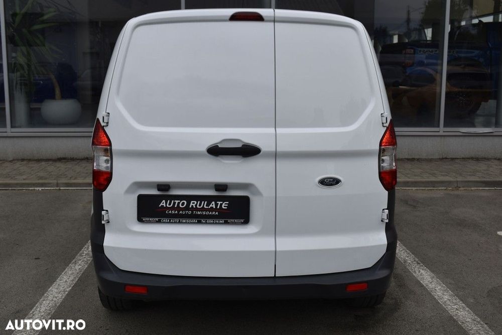 Ford Transit Courier - 6
