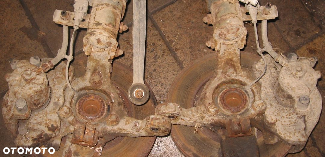 OPEL ASTRA III zwrotnica piasta lewa prawa 5 śrub - 2