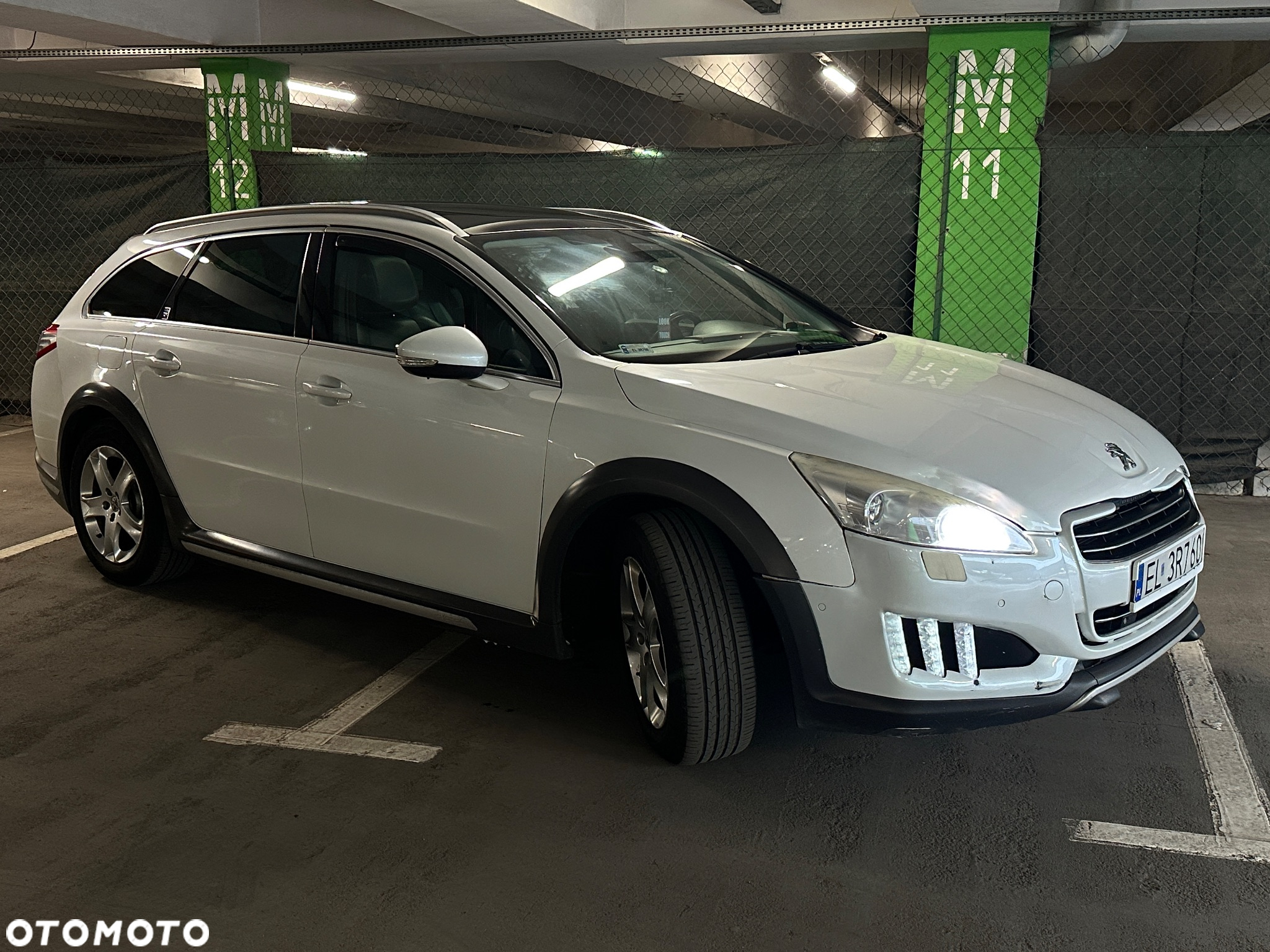 Peugeot 508 RXH 2.0 HDi HYbrid4 - 5