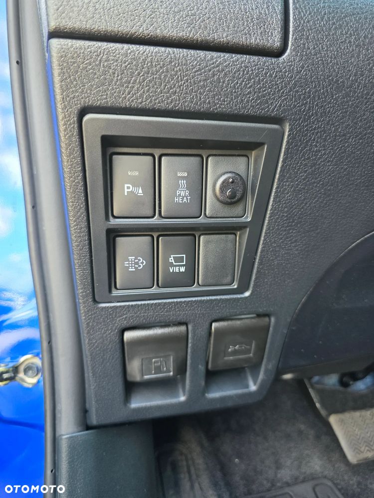 Toyota Hilux 2.8 D-4D Double Cab Invincible 4x4 - 22