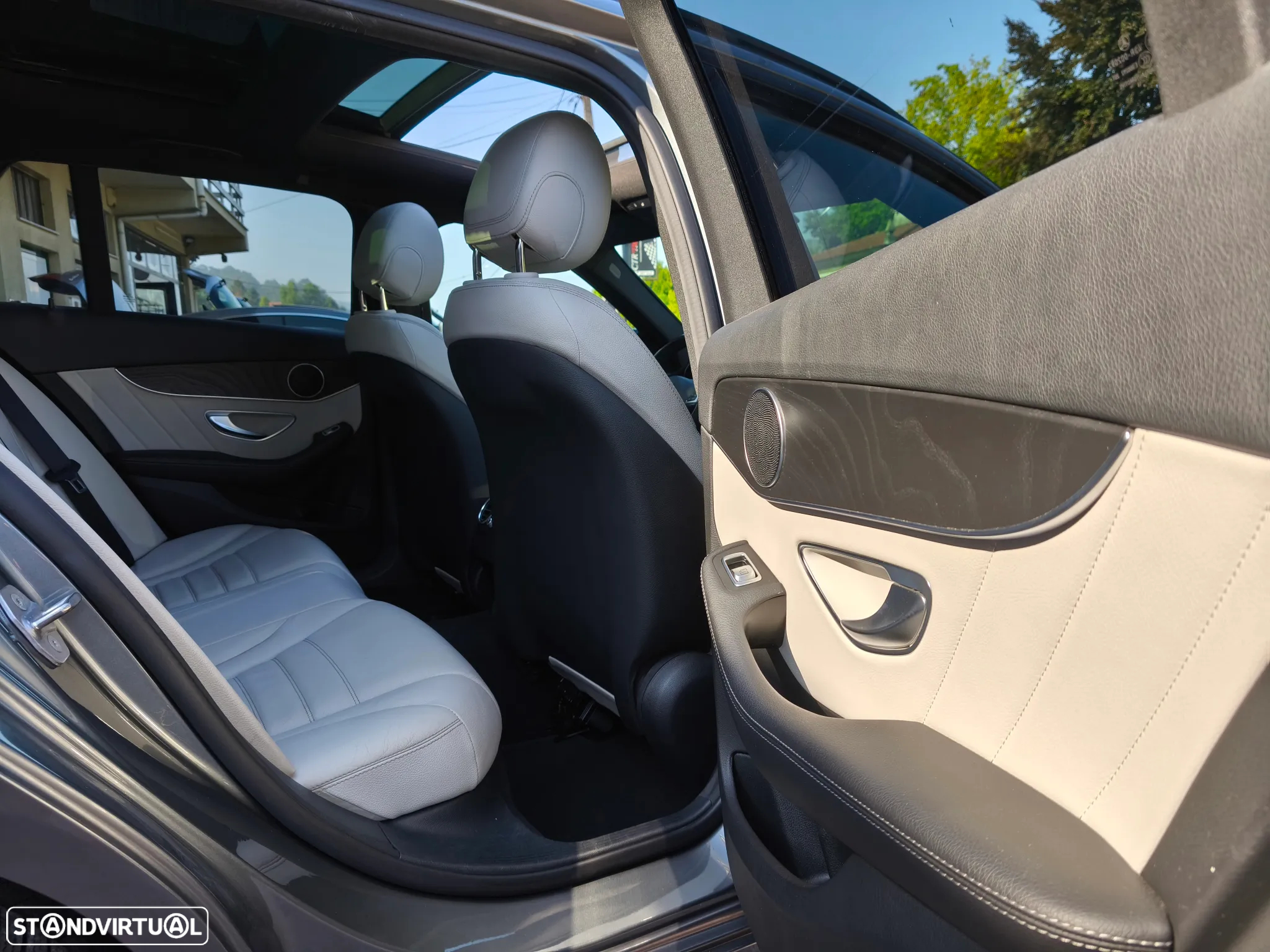 Mercedes-Benz C 250 d 4Matic Station 9G-TRONIC AMG Line - 24