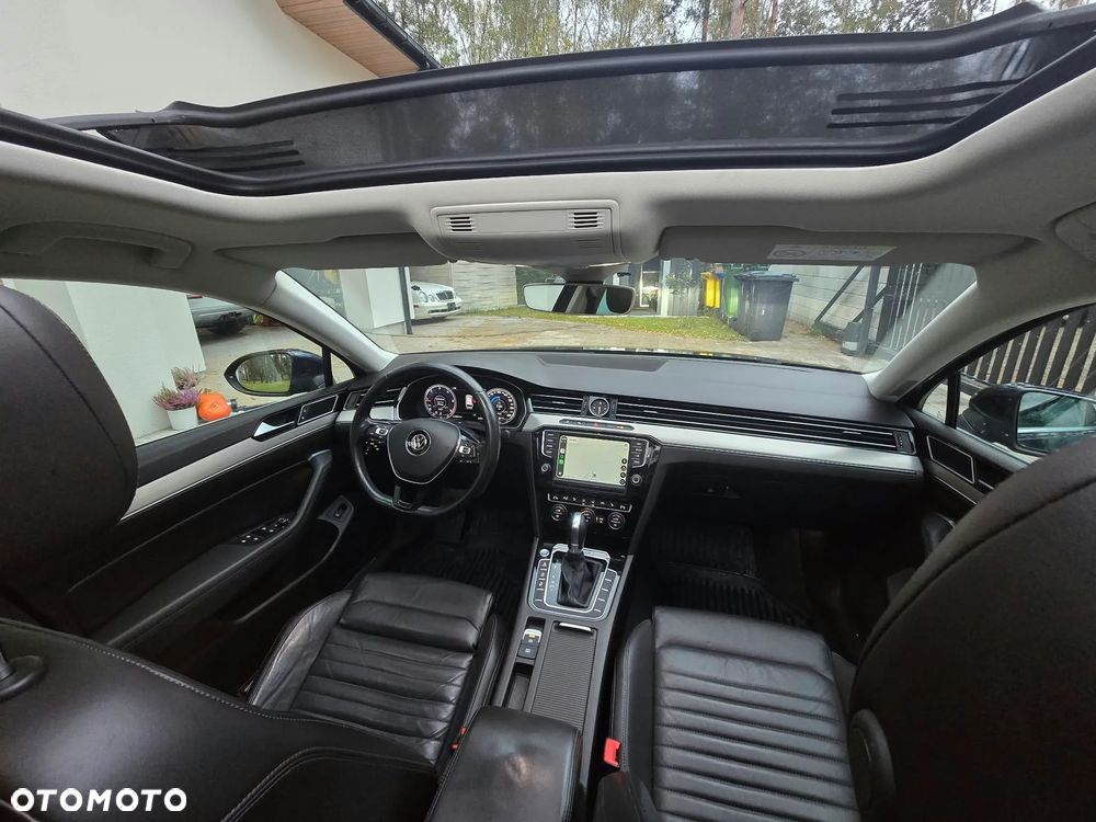 Volkswagen Passat 2.0 TDI Bi-Turbo BMT 4Mot Highline DSG - 11
