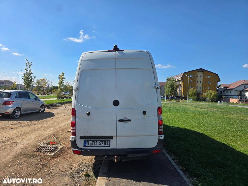 Mercedes-Benz Sprinter - 4