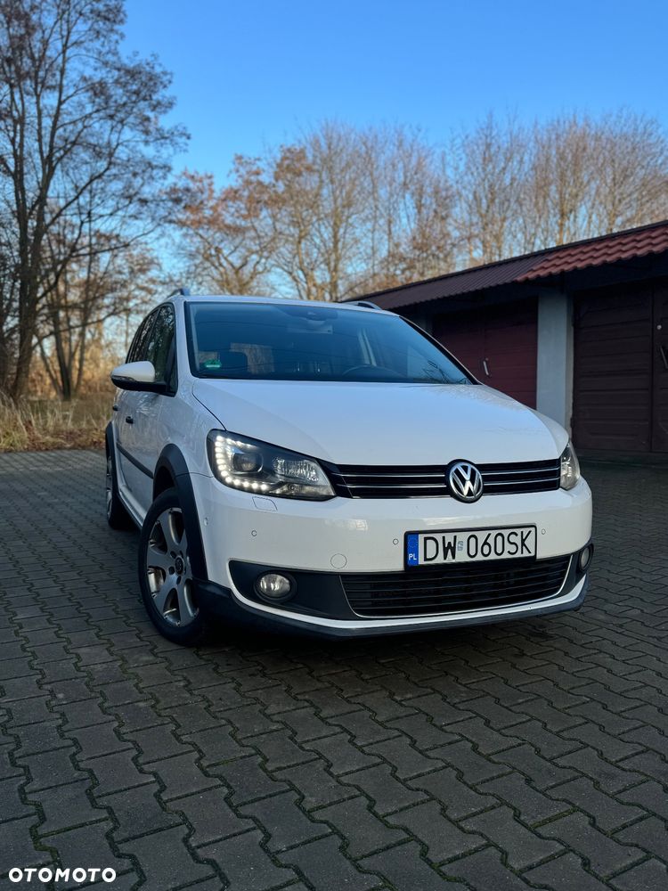 Volkswagen Touran - 2