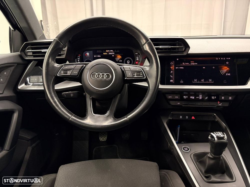 Audi A3 Sportback 30 TFSI Advanced - 11